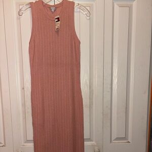 Elegant Pink Sleeveless Dress